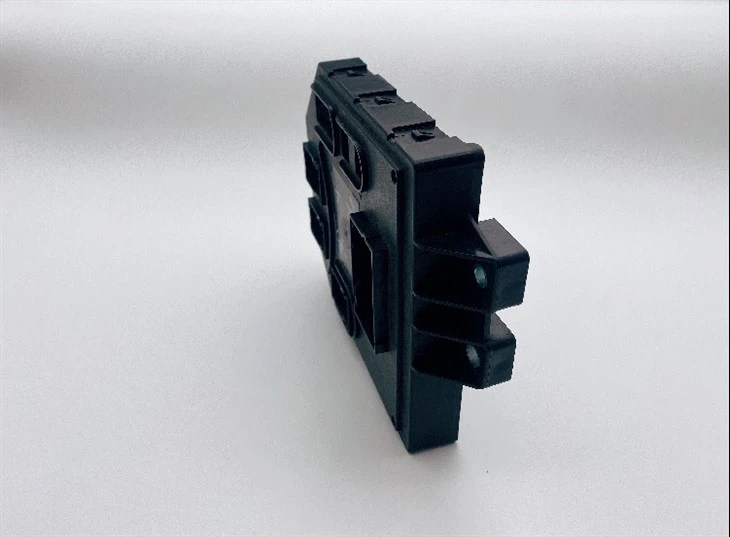 plastic injection molding components