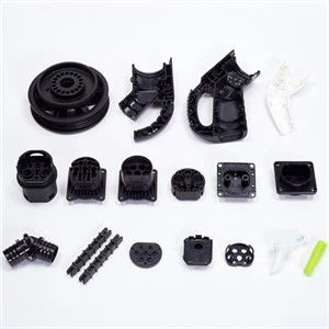 بناة قوالب حقن البلاستيك ومنتجي الأجزاء البلاستيكية